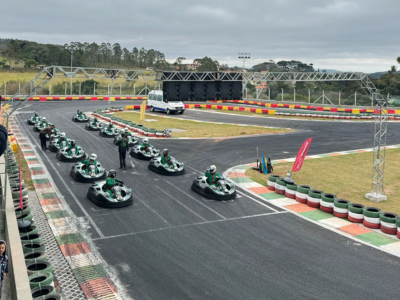 Tour House eleva a adrenalina no Kartódromo Dream Car, em São Roque-SP